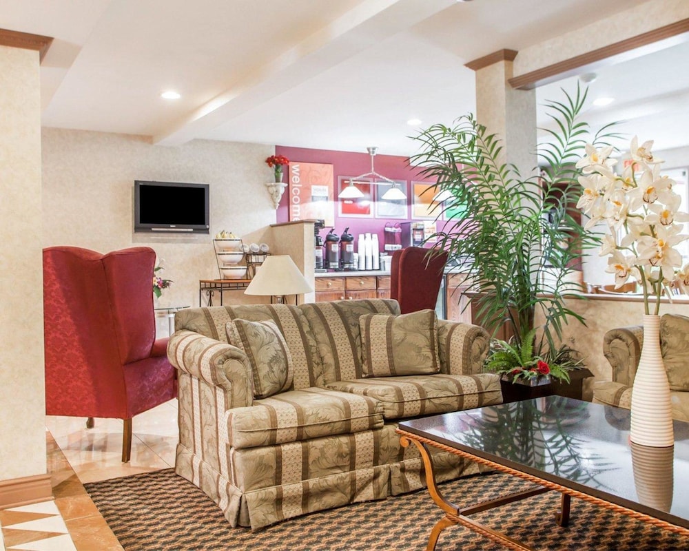 Pet Friendly Comfort Inn near Toms River Corporate Park in Atlantic City, New Jersey