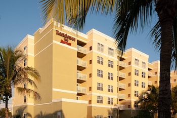 Pet Friendly Residence Inn By Marriott Fort Myers Sanibel in Fort Myers, Florida