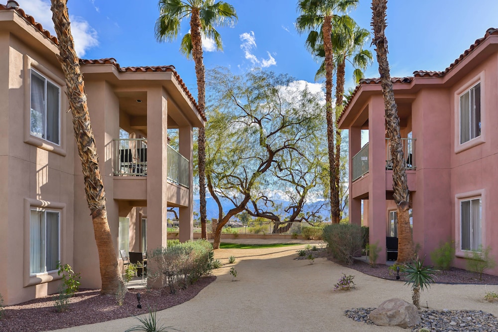 Pet Friendly Residence Inn By Marriott Palm Desert in Palm Desert, California