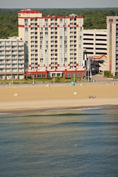 Pet Friendly Residence Inn By Marriott Virginia Beach Oceanfront in Virginia Beach, Virginia