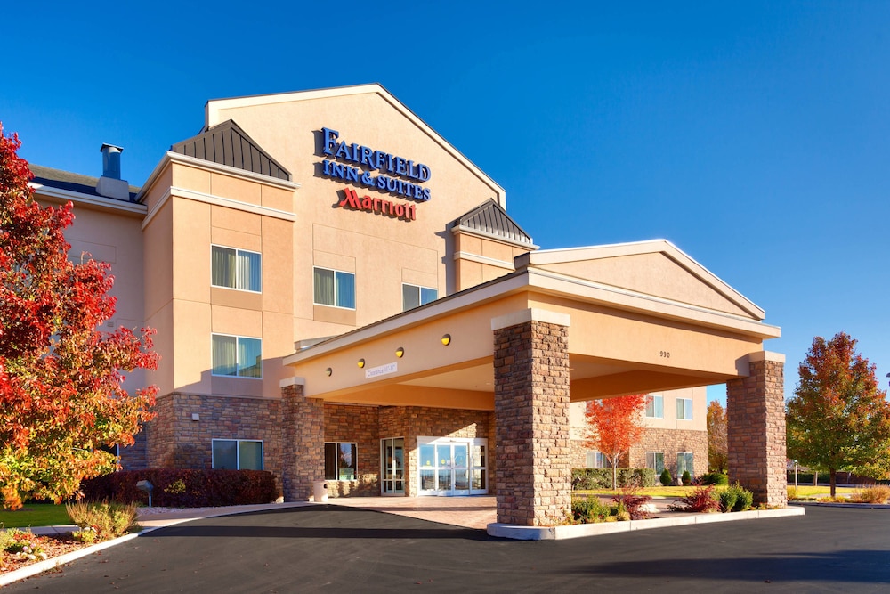 Pet Friendly Fairfield Inn & Suites By Marriott Richfield in Richfield, Utah