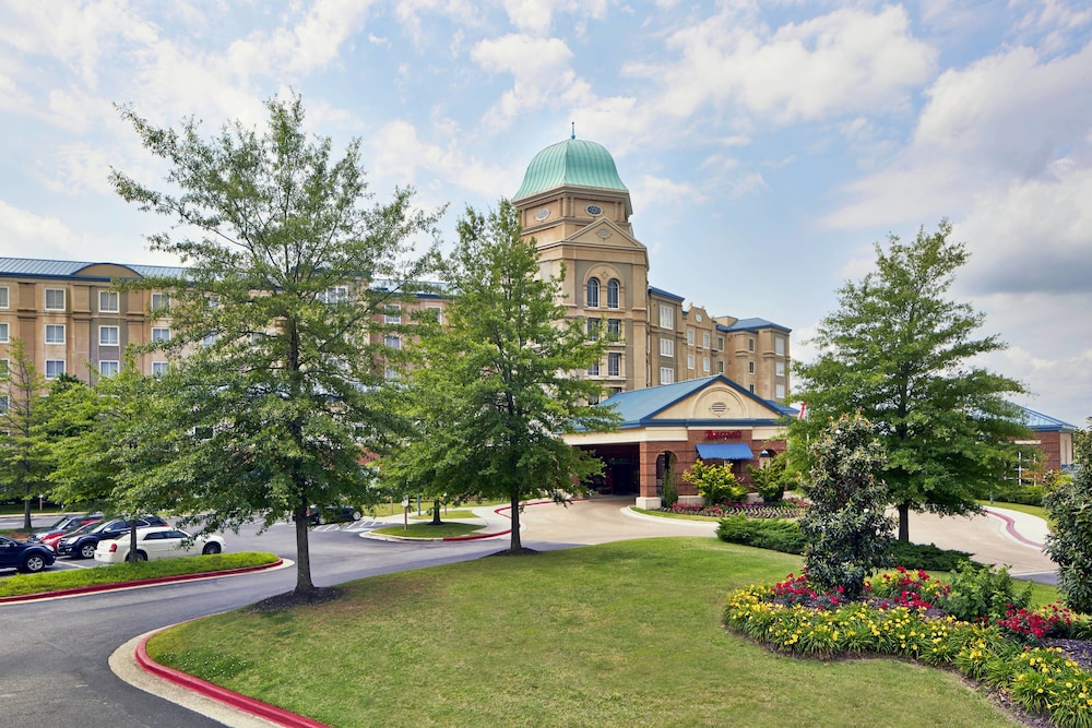 Pet Friendly Marriott Shoals Hotel And Spa in Florence, Alabama