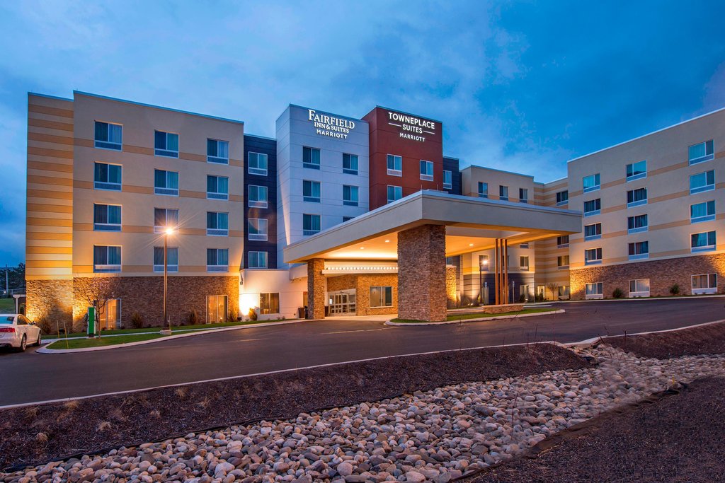 Pet Friendly Towneplace Suites By Marriott Altoona in Altoona, Pennsylvania