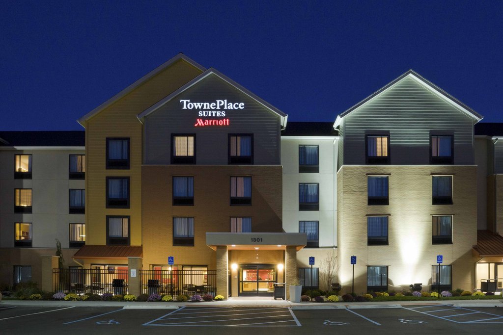 Pet Friendly Towneplace Suites By Marriott Ann Arbor South in Ann Arbor, Michigan