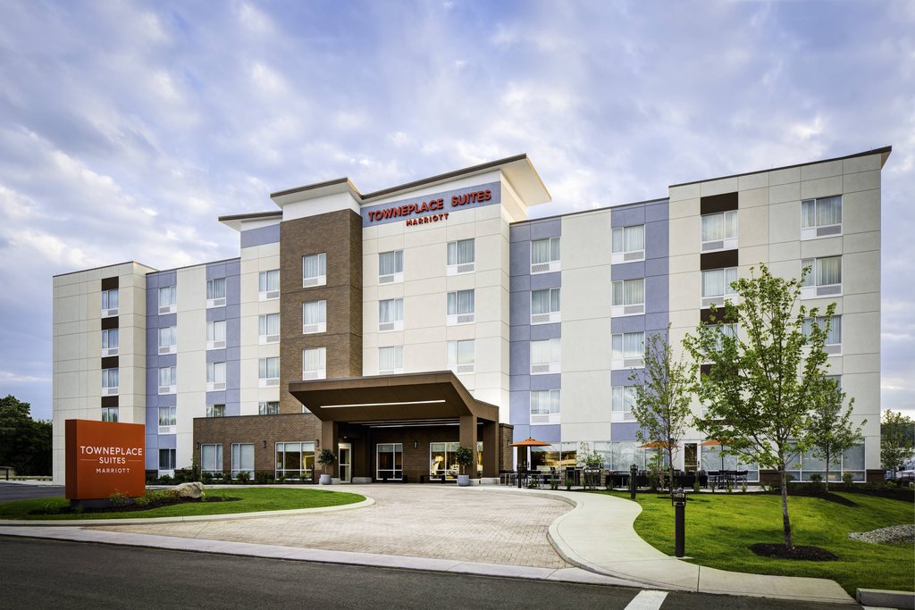 Pet Friendly Towneplace Suites By Marriott Ames in Ames, Iowa