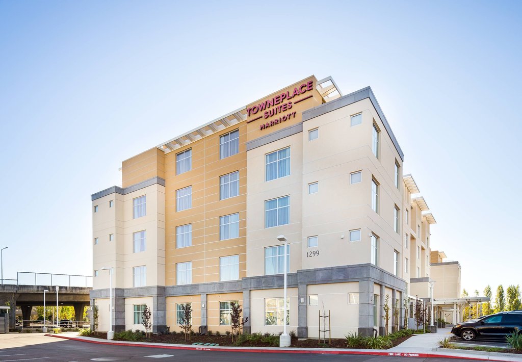 Pet Friendly Towneplace Suites By Marriott San Mateo Foster City in San Mateo, California