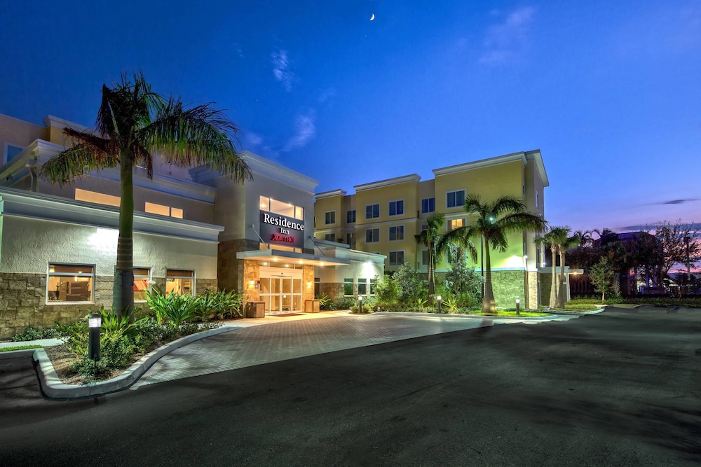Pet Friendly Residence Inn By Marriott Fort Lauderdale Pompano Beach Central in Pompano Beach, Florida