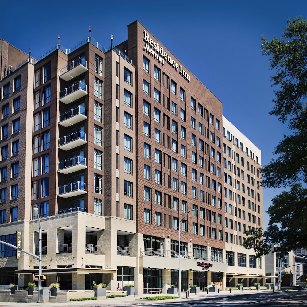 Pet Friendly Residence Inn By Marriott Raleigh Downtown in Raleigh, North Carolina
