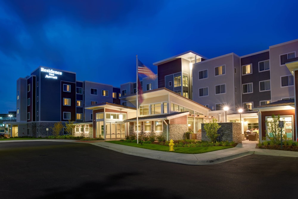 Pet Friendly Residence Inn By Marriott Chicago Bolingbrook in Bolingbrook, Illinois