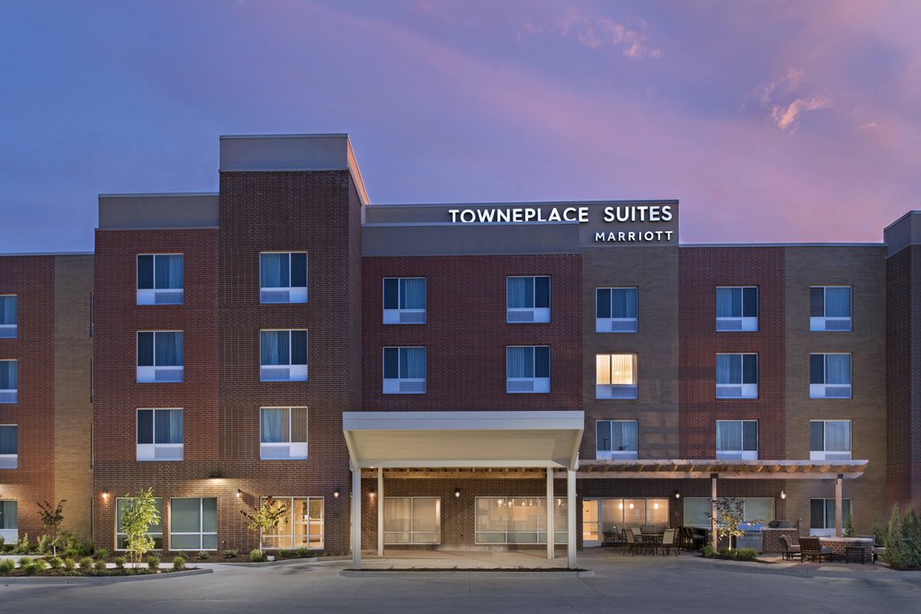 Pet Friendly Towneplace Suites By Marriott Columbia in Columbia, Missouri