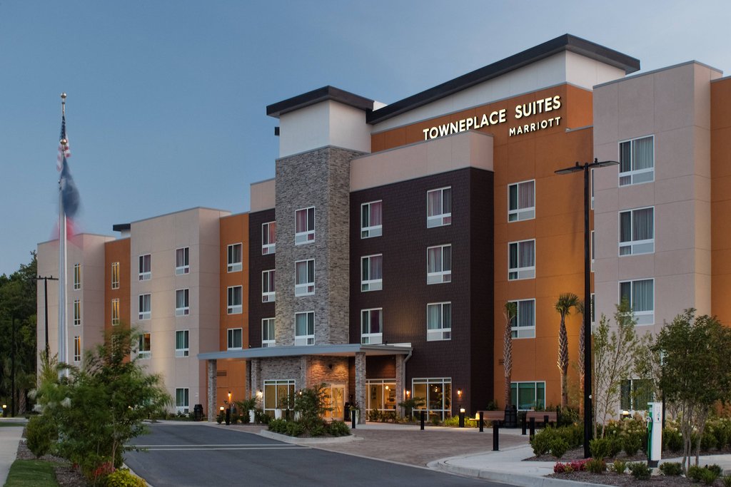 Pet Friendly Towneplace Suites By Marriott Charleston Airport/convention Center in North Charleston, South Carolina