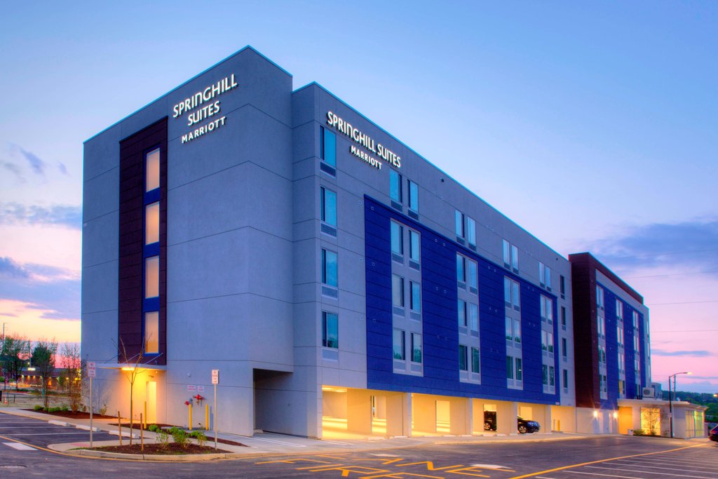Pet Friendly Springhill Suites By Marriott Newark Downtown in Newark, Delaware