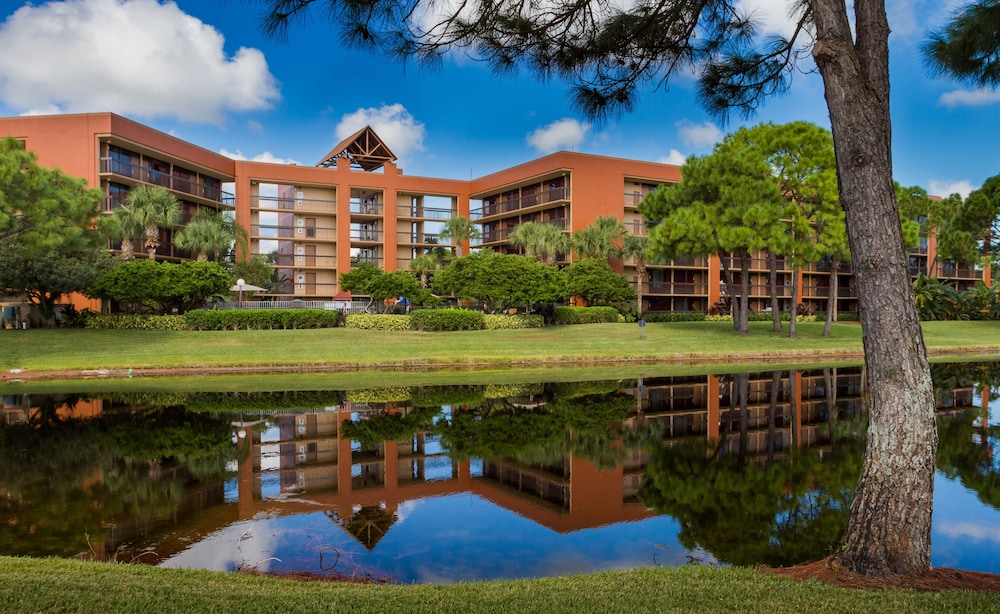 Pet Friendly Clarion Inn Lake Buena Vista A Rosen Hotel in Orlando, Florida