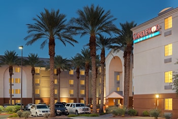 Pet Friendly Sonesta Simply Suites Las Vegas in Las Vegas, Nevada