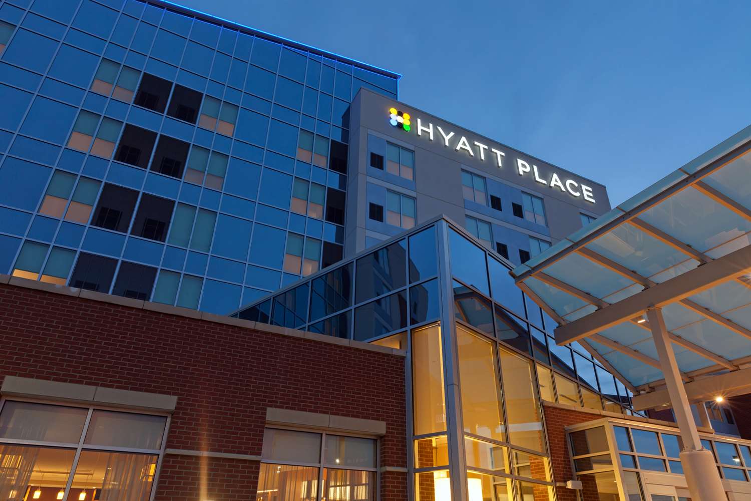 Pet Friendly Hyatt Place Chicago Midway Airport in Chicago, Illinois