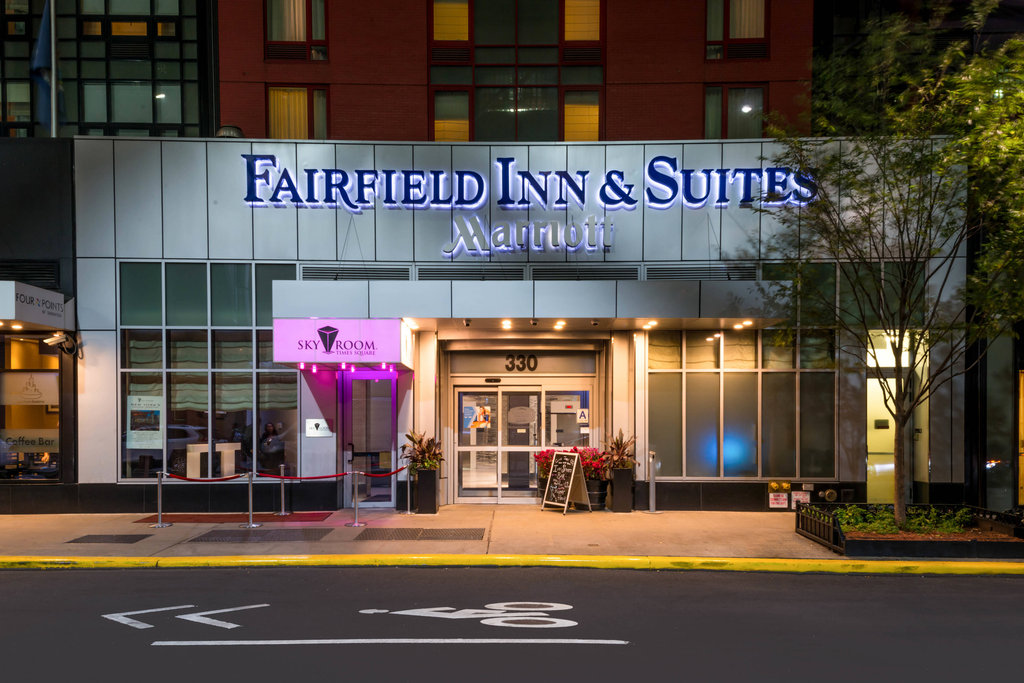 Pet Friendly Fairfield Inn & Suites New York Manhattan/Times Square in New York, New York