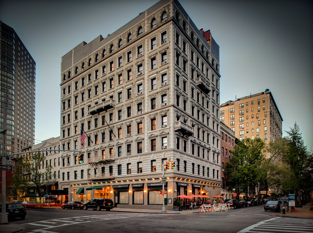 Pet Friendly Hotel Wales in New York, New York