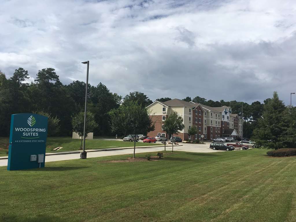 Pet Friendly WoodSpring Suites Mobile Daphne in Daphne, Alabama