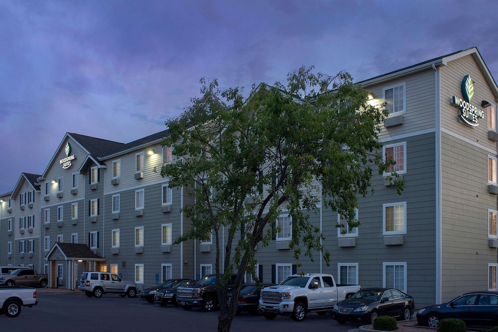 Pet Friendly WoodSpring Suites Huntsville Madison in Madison, Alabama