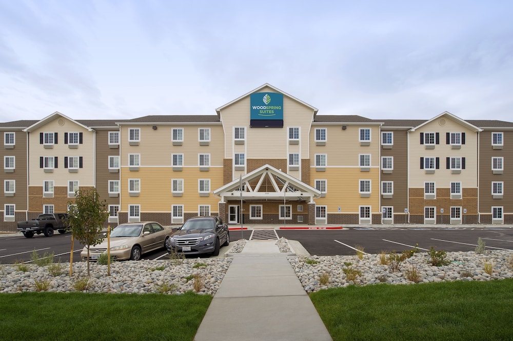 Pet Friendly WoodSpring Suites Colorado Springs  in Colorado Springs, Colorado