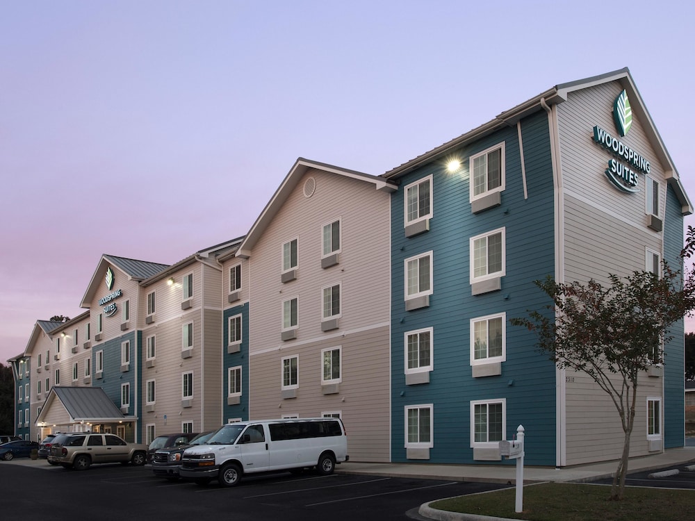 Pet Friendly WoodSpring Suites Pensacola Northwest in Pensacola, Florida