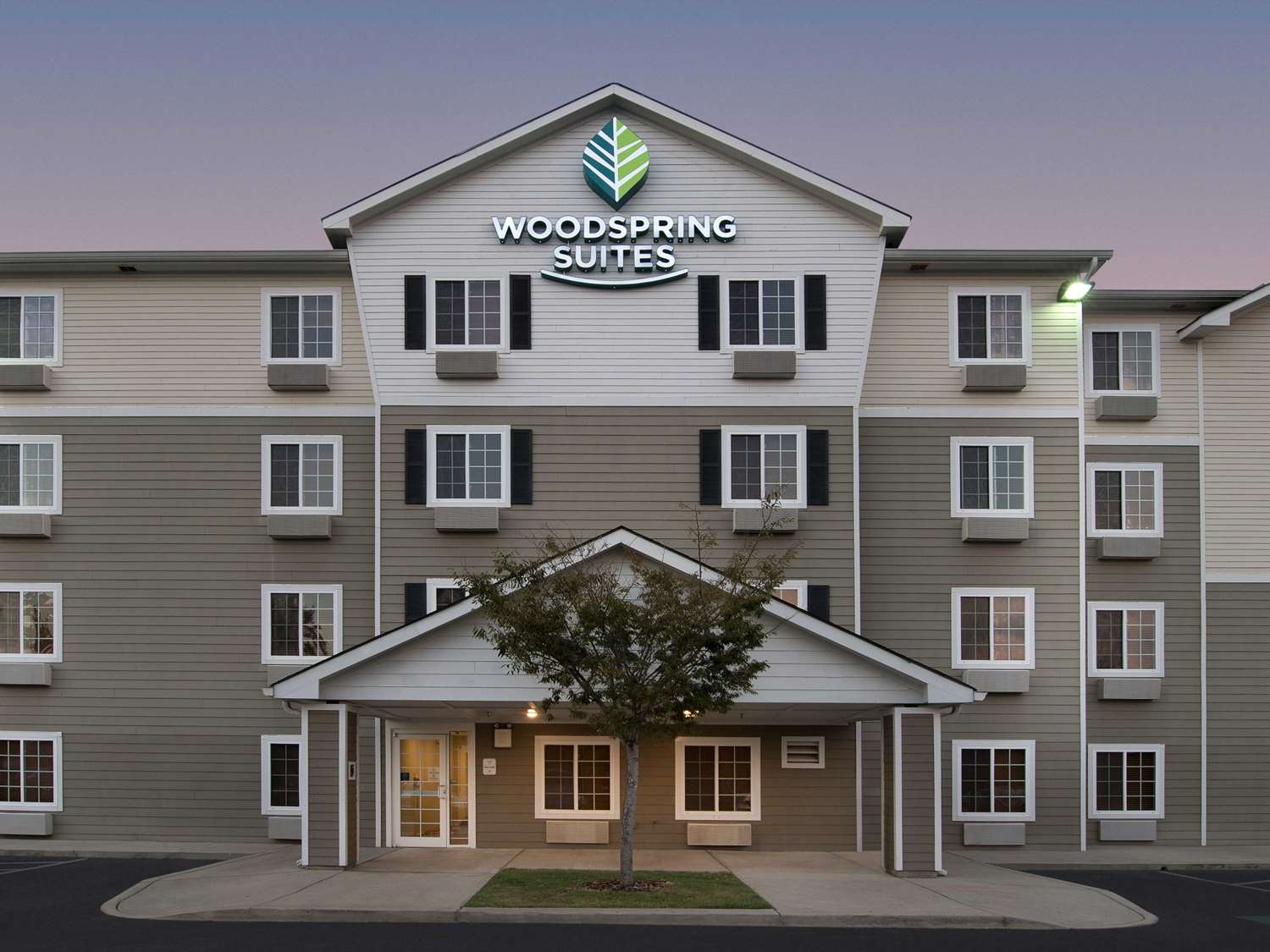 Pet Friendly WoodSpring Suites Augusta Fort Gordon in Augusta, Georgia