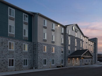 Pet Friendly WoodSpring Suites Chicago Tinley Park in Tinley Park, Illinois