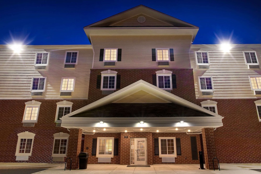 Pet Friendly WoodSpring Suites Frederick in Frederick, Maryland