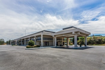 Pet Friendly Motel 6 Dublin GA in Dublin, Georgia