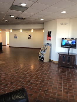 Pet Friendly Motel 6 Lincoln NE Airport in Lincoln, Nebraska