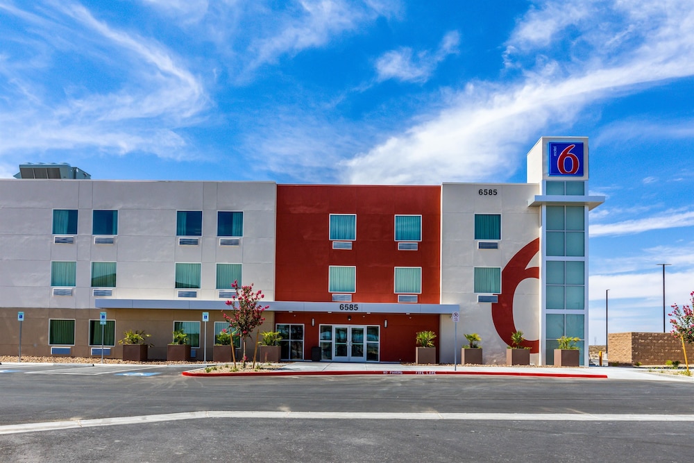 Pet Friendly Motel 6 Las Vegas NV Motor Speedway in Las Vegas, Nevada