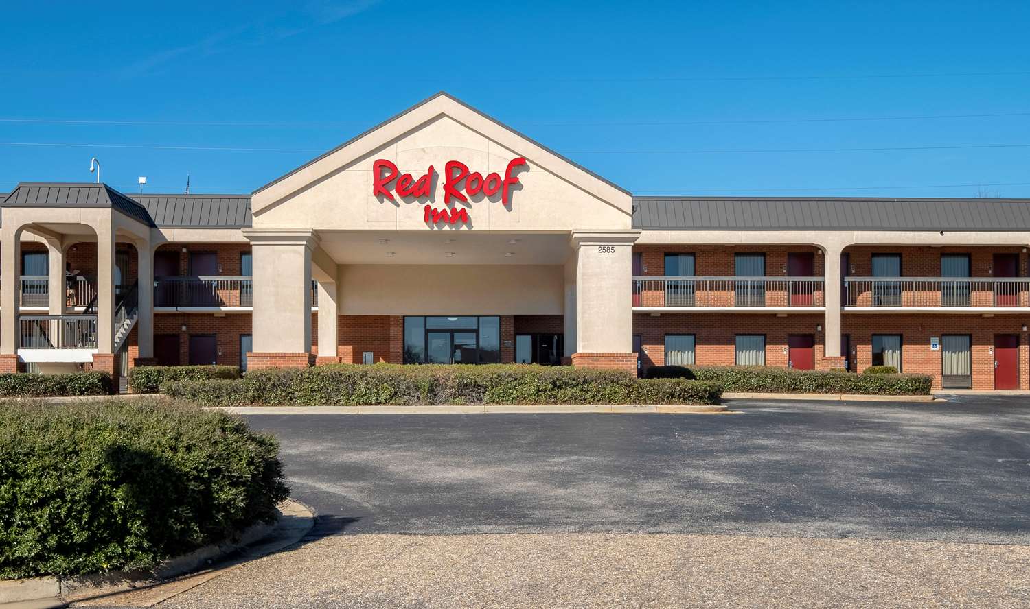 Pet Friendly Red Roof Inn Prattville in Prattville, Alabama