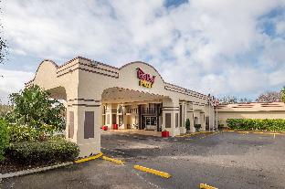 Pet Friendly Red Roof Inn PLUS+ Neptune Beach Jacksonville Beach in Neptune Beach, Florida