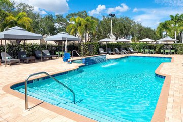 Pet Friendly Hampton Inn & Suites Sarasota/Lakewood Ranch in Sarasota, Florida