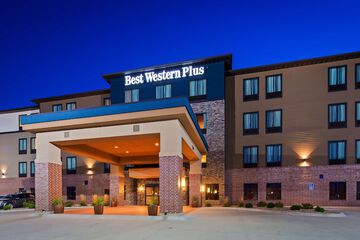 Pet Friendly Best Western Plus Lincoln Inn & Suites in Lincoln, Nebraska