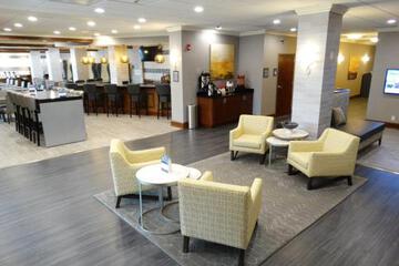 Pet Friendly Best Western Premier Airport/Expo Center Hotel in Louisville, Kentucky