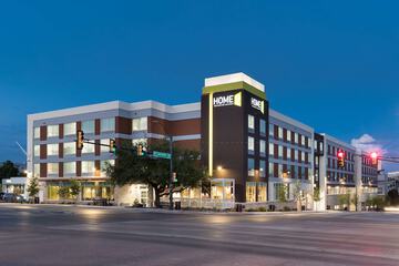 Pet Friendly Home2 Suites by Hilton Fort Worth Cultural District in Fort Worth, Texas