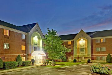 Pet Friendly Sonesta Simply Suites Nashville in Brentwood, Tennessee