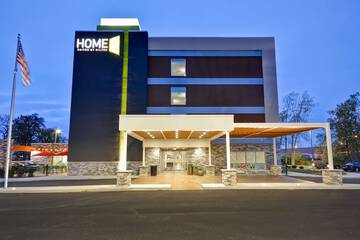 Pet Friendly Home2 Suites by Hilton Maumee Toledo in Maumee, Ohio