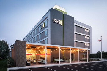 Pet Friendly Home2 Suites by Hilton Mishawaka South Bend IN in Mishawaka, Indiana