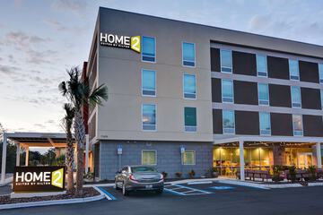 Pet Friendly Home2 Suites by Hilton Tampa USF Near Busch Gardens in Tampa, Florida