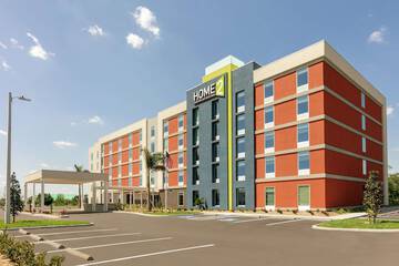 Pet Friendly Home2 Suites by Hilton Brandon Tampa FL in Tampa, Florida