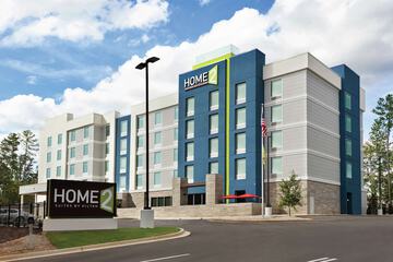 Pet Friendly Home2 Suites by Hilton Columbia Harbison in Columbia, South Carolina