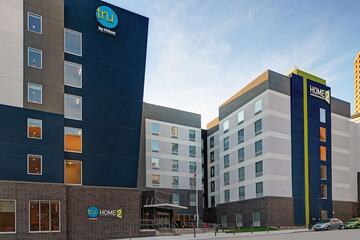 Pet Friendly Home2 Suites by Hilton Milwaukee Downtown in Milwaukee, Wisconsin