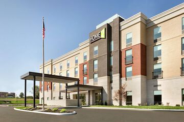 Pet Friendly Home2 Suites Florence / Cincinnati Airport South KY in Florence, Kentucky