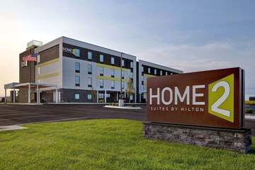 Pet Friendly Home2 Suites by Hilton Loves Park Rockford in Loves Park, Illinois