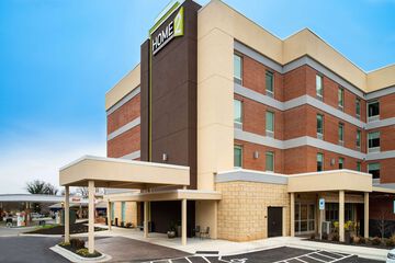 Pet Friendly Home2 Suites by Hilton Charlotte Mooresville in Mooresville, North Carolina