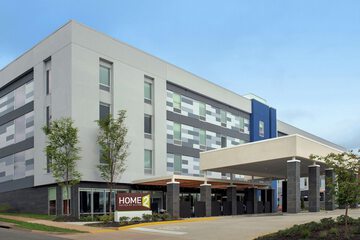 Pet Friendly Home2 Suites by Hilton Charlottesville Downtown in Charlottesville, Virginia