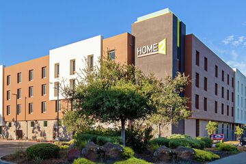 Pet Friendly Home2 Suites by Hilton Alameda Oakland Airport in Alameda, California