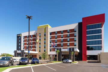 Pet Friendly Home2 Suites by Hilton Columbia Downtown in Columbia, South Carolina